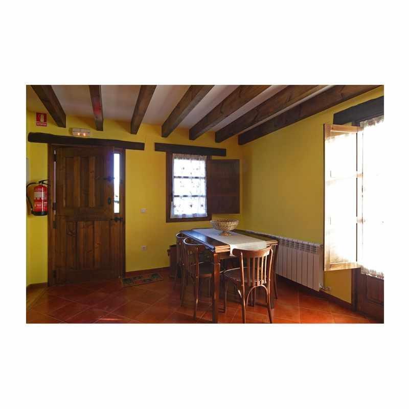 Apartamento La Casa Del Abuelo Justo Minagon 外观 照片